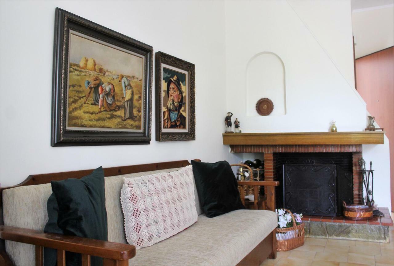 Peraía Traditional House מראה חיצוני תמונה