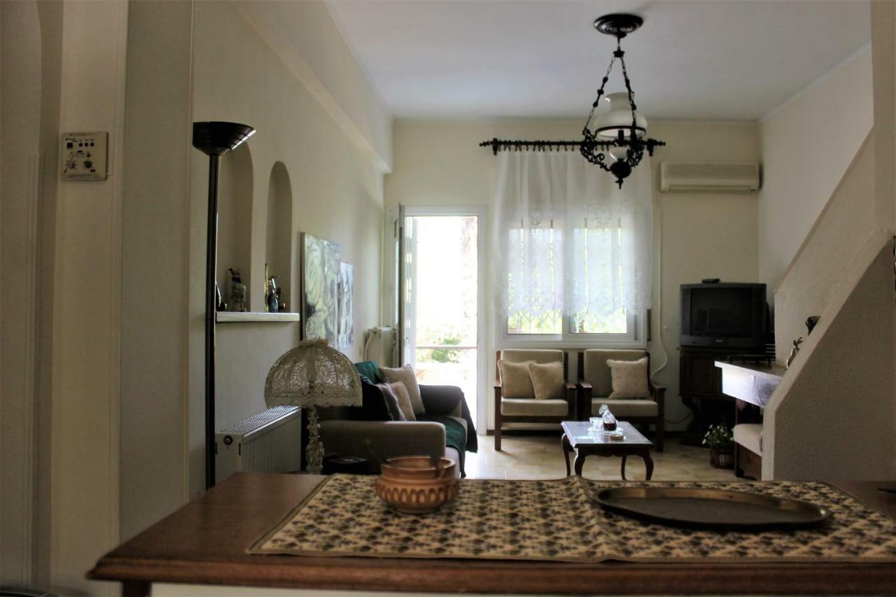 Peraía Traditional House מראה חיצוני תמונה
